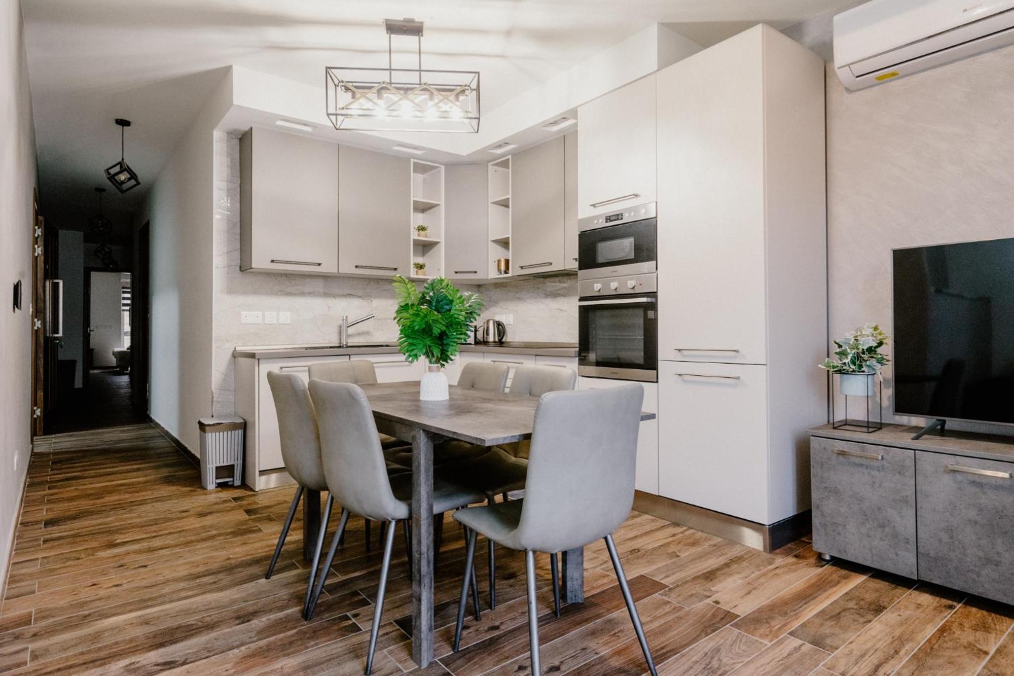 La88 Bayview Apartment I 슬리에마 외부 사진